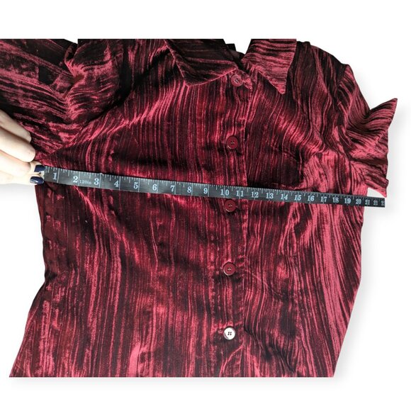 Briggs New York Petite Ribbed Velvet Button-Up Jacket in Rich Red Size Petite L - Picture 11 of 16